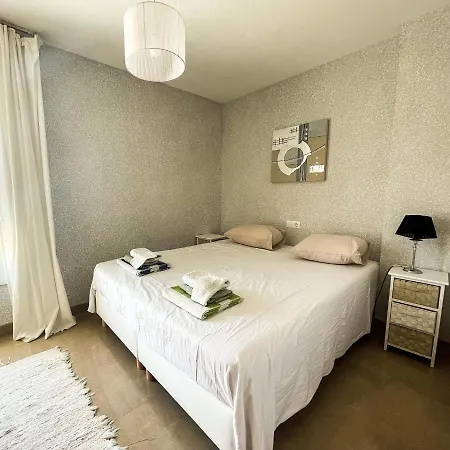 Frontal By Spain2home Apartment *
